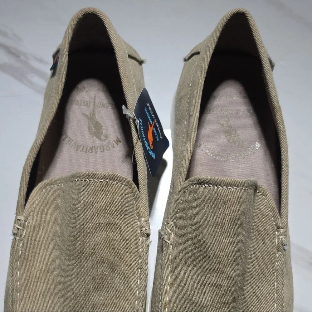Margaritaville Island Reserve Latitude Beige Canvas Slip-On Men's US 9 ISM201202